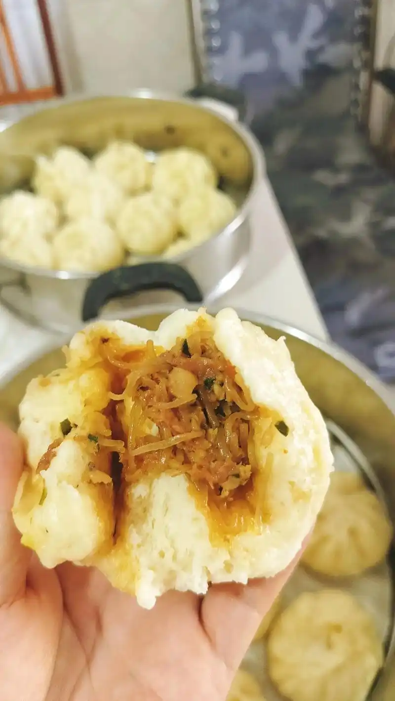 所谓的烟火气,一半是烟气,一半是热气,夏天做饭四个字——汗流浃背!