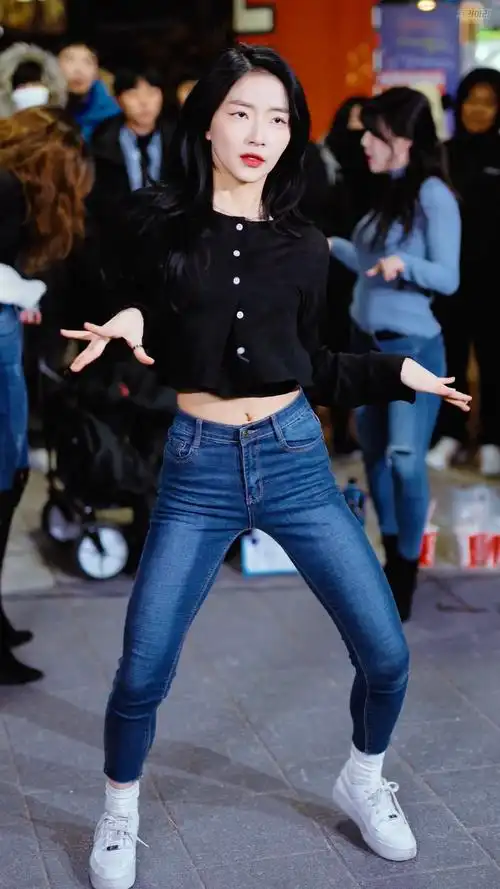 7270][191218][clock sally][4k][roller coaster]韩国女团饭拍(2)