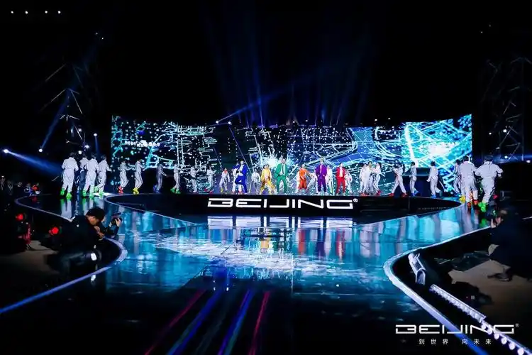 圆形舞美新品发布会