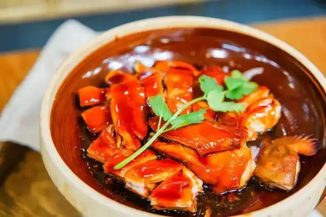 被地铁耽误的粤菜餐厅招牌菜年销30000份人均40即可埋单