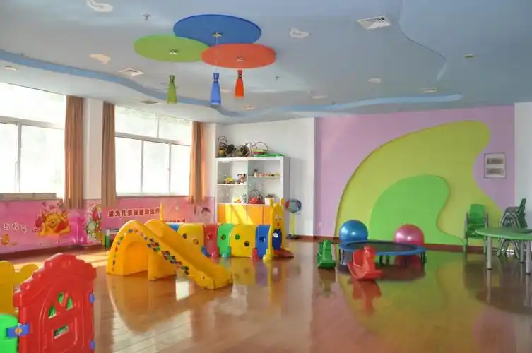 临汾市妇幼保健院 儿童医院早教中心春季亲子采摘活动