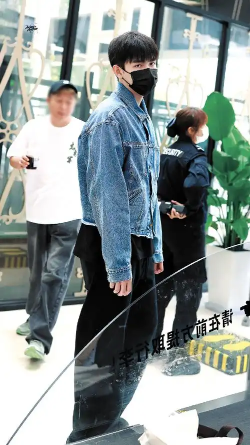 陈飞宇志愿军雄兵出击