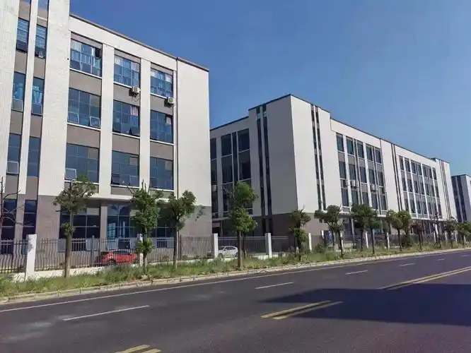 租厂房vs买厂房