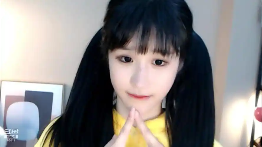 斗鱼tv主播米儿做我的猫可爱高能时刻熊猫小米