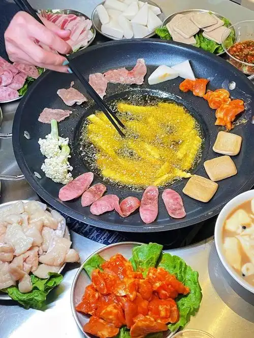 折耳根挑战不去贵州也能吃到正宗烙锅啦