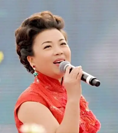 中国女高音歌唱家——张也