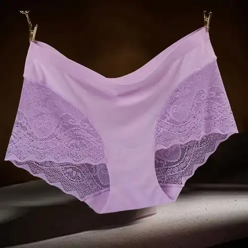 女士无痕平角内裤一片式冰丝蕾丝面料时尚性感中腰防走光短裤头夏