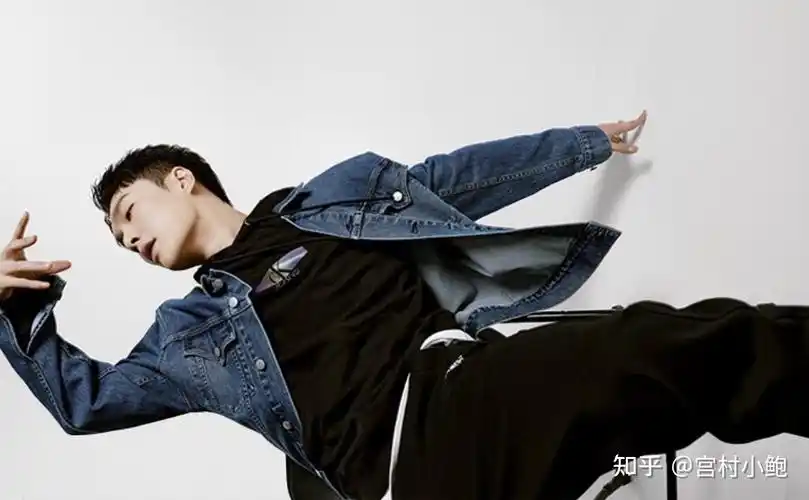 如何评论张艺兴 2021 年最新 ck 海报,你觉得刺激购买吗? - 知乎