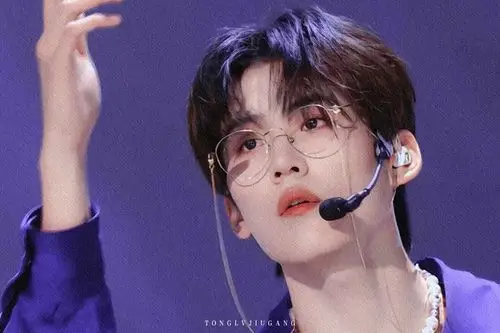 周柯宇在radio里好帅啊00庆怜跑过来那一段真的好戳