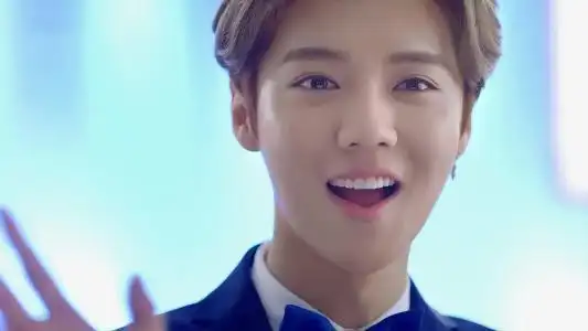 微微一笑很倾城除了易祥千玺这些男明星的梨涡笑也太好看了