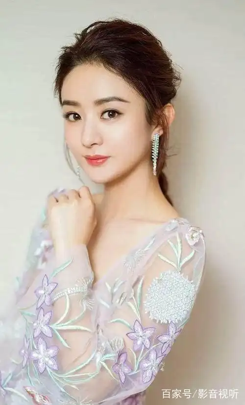 女明星影响力排行榜:杨幂第一热巴第二,她只能排第六