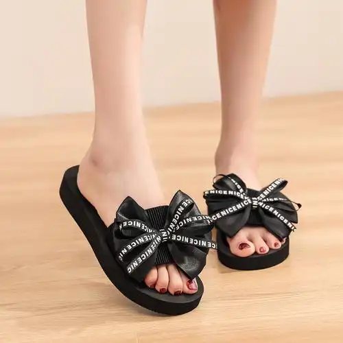 4万双夏季新款套趾人字拖女士休闲凉拖鞋女夹脚沙滩鞋舒适平跟凉拖