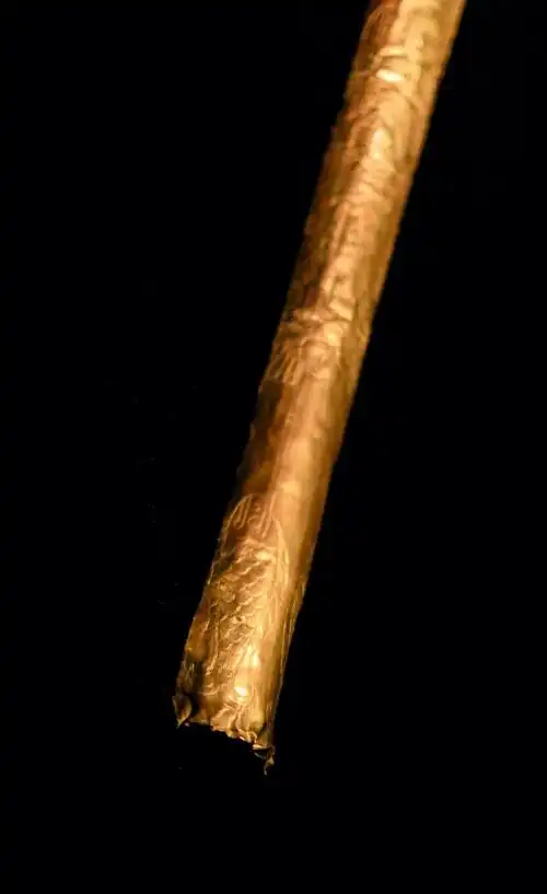 金杖,三星堆博物馆藏.图/视觉中国