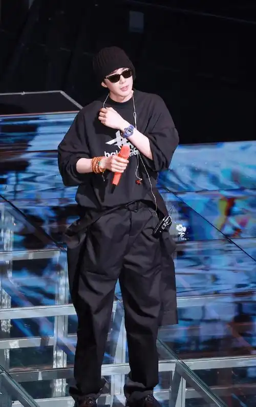 刘宇宁江苏跨年演唱会彩排##刘宇宁官宣加盟江苏卫视跨年##和刘宇宁