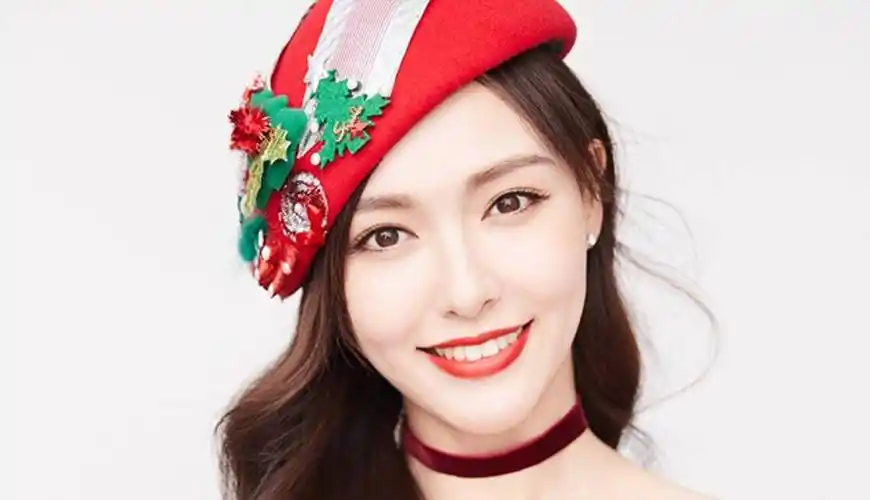 笑容治愈的女星,谭松韵干净纯粹,高圆圆清新自然!_阳光_元气_感觉