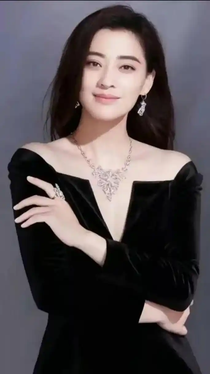 冷艳高贵的梅婷,漂亮,大方,风韵犹存