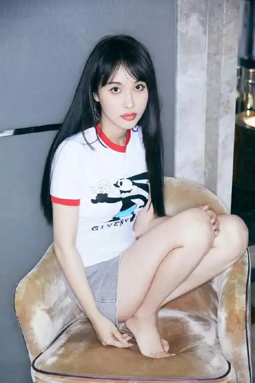 李菲儿