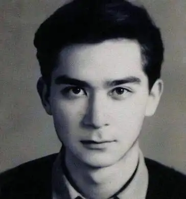 原创我国最帅院士,高考各科接近满分,却没被清华北大录取