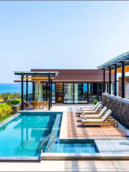 三亚这家便宜又大海景别墅只有1的人知道