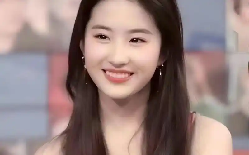 【刘亦菲】能打败刘亦菲的只有年轻时的她