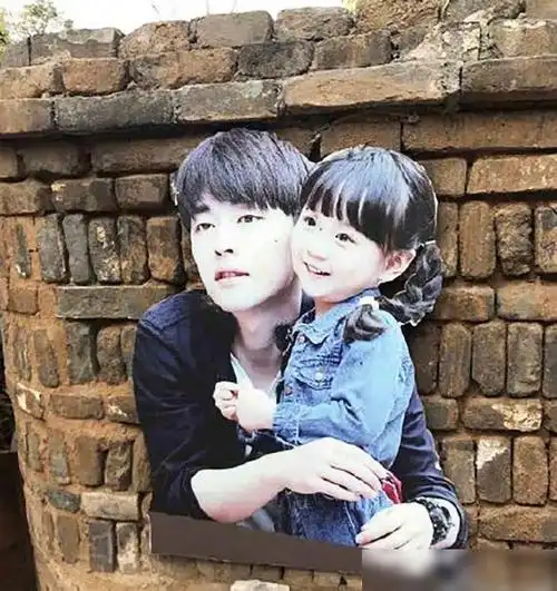 邓伦好可怜,上热搜的是他家的房子塌了,今天还是个特别的日子