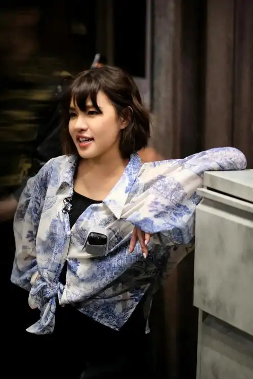 看了谢依霖向往的生活讲述3年带娃生活 才懂她在密逃为何感谢杨幂