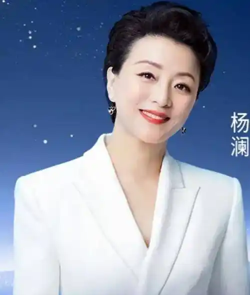 杨澜催婚41岁的金莎,后者露脸回应,因为她的外表,她被指控整容_保养