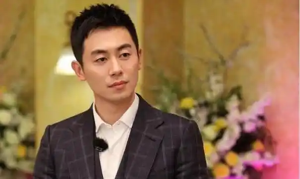 回顾朱亚文抛弃相恋七年的富家女转身爱上陈思诚女友结局如何