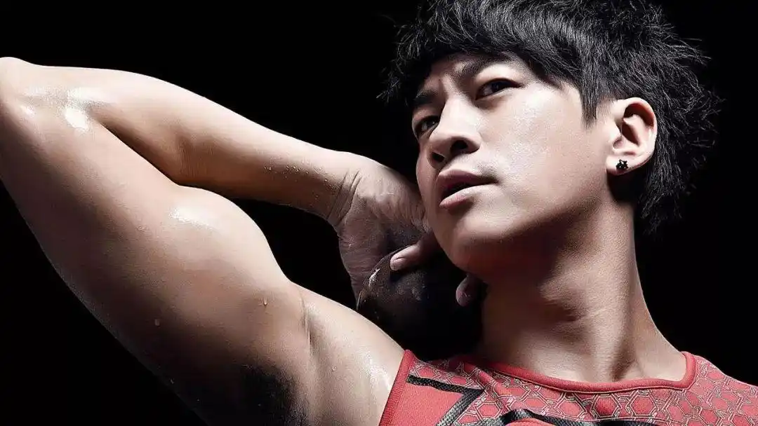 何润东再晒健身照还是那个步惊云