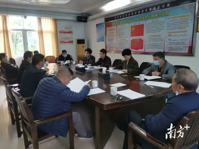 茂名滨海新区全力抓好农贸市场疫情防控推进升级改造综合治理