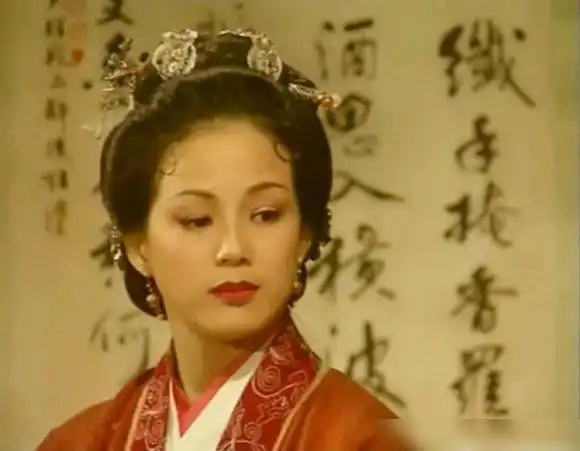 黄日华vs胡军两版天龙八部女眷大比拼哪版更合你胃口