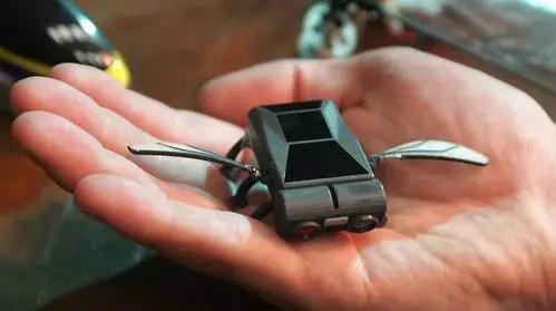 美空军研制的微型飞行器: 是我喜欢的玩具哈 (组图)