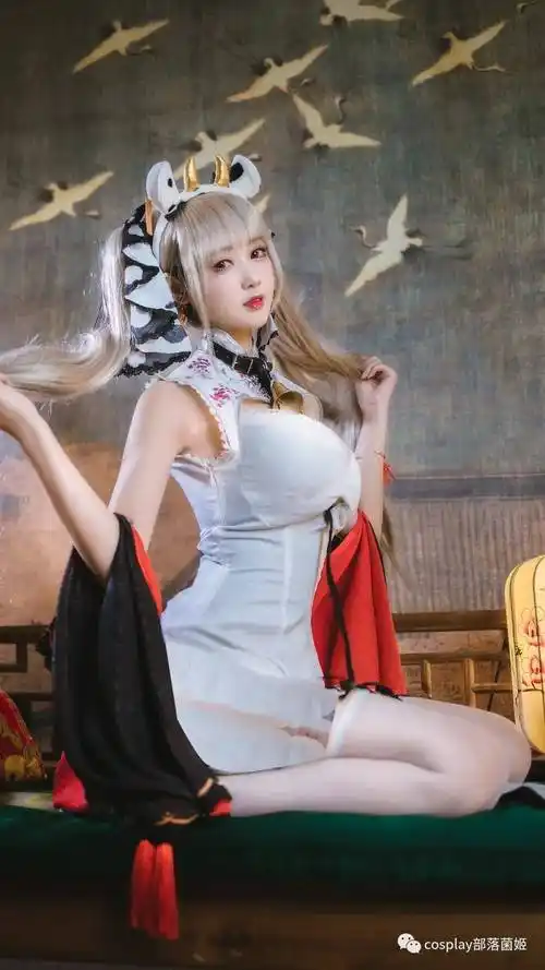 cos碧蓝航线旗袍可畏cos正片羽生三未