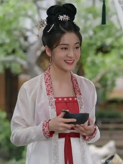 张雪迎新剧好像拿了男主剧本##张雪迎饰演的沈妙是霸总吧