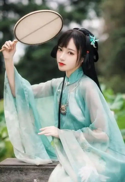 十二星座女专属古装 狮子撞色,双子太清凉,白羊像太阳