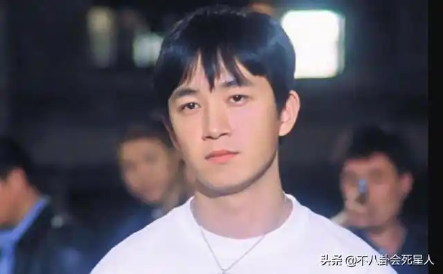 潘粤明现在多重(明星扁头能有多夸张)(5)