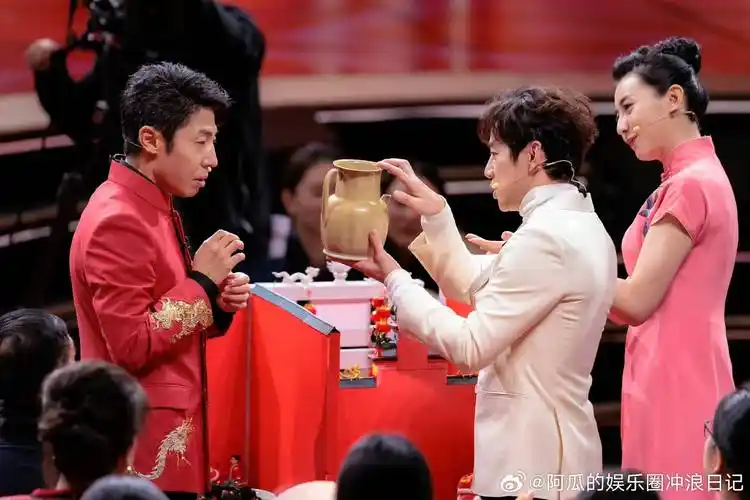 "双北"再一次同台,工作室带头嗑cp!_何炅_观众们_互动