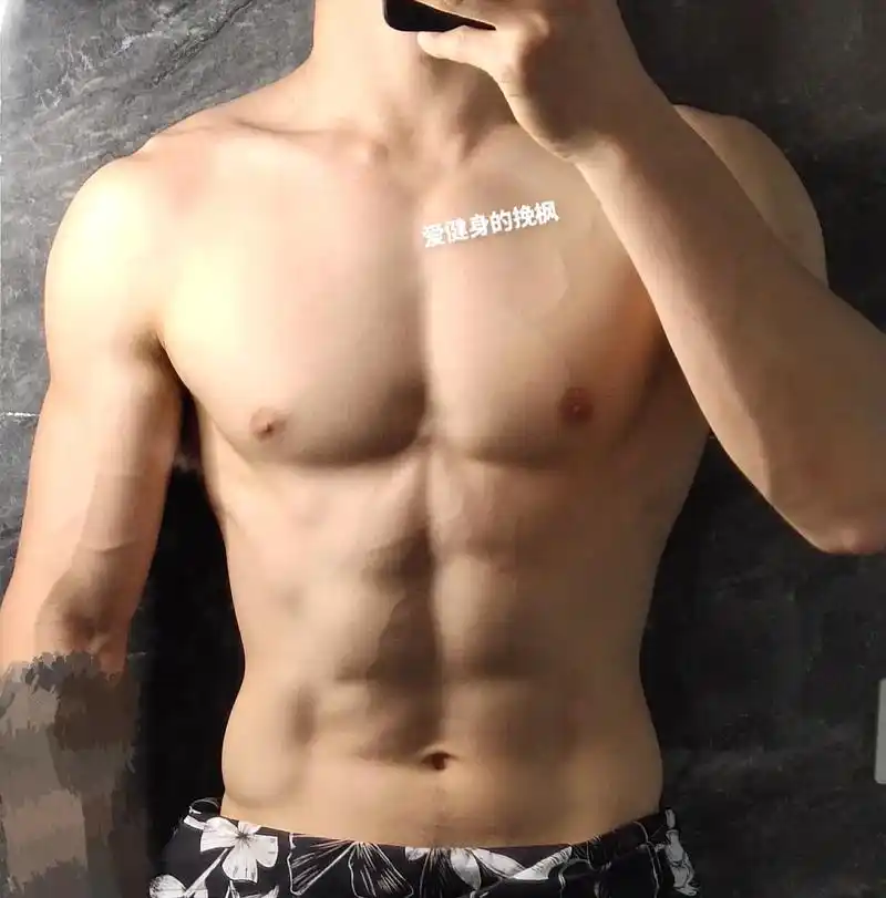 好身材 #行走荷尔蒙 #马甲线 没时间更新发点老图! - 抖音