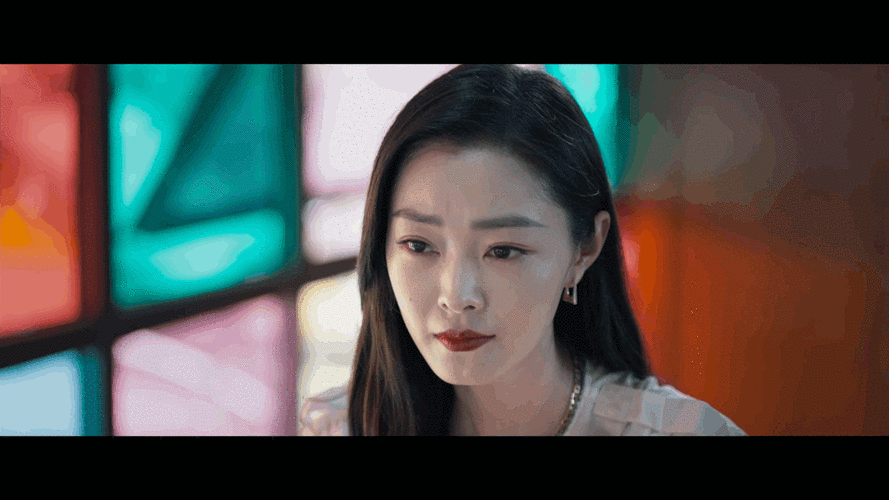 今晚暗夜行者更新宋轶穿警服好飒啊