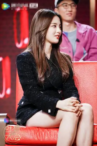 吐槽大会3杨超越举报锦鲤图队友sunnee抢话被调侃