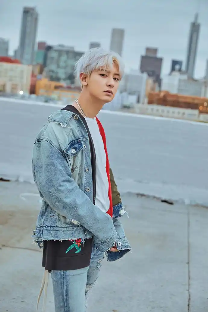 朴灿烈美颜盛世##朴灿烈人美心善#【更图】190718 exo-sc《whata