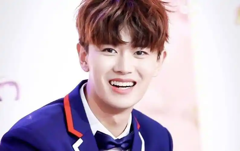 任嘉伦努力粉丝清楚,现有人气超高,还有数千万粉丝陪伴_什么_角色