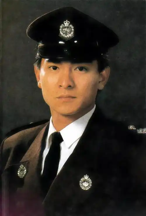 刘德华生日是几月几号(刘德华生日是农历几月几日)-天晟网