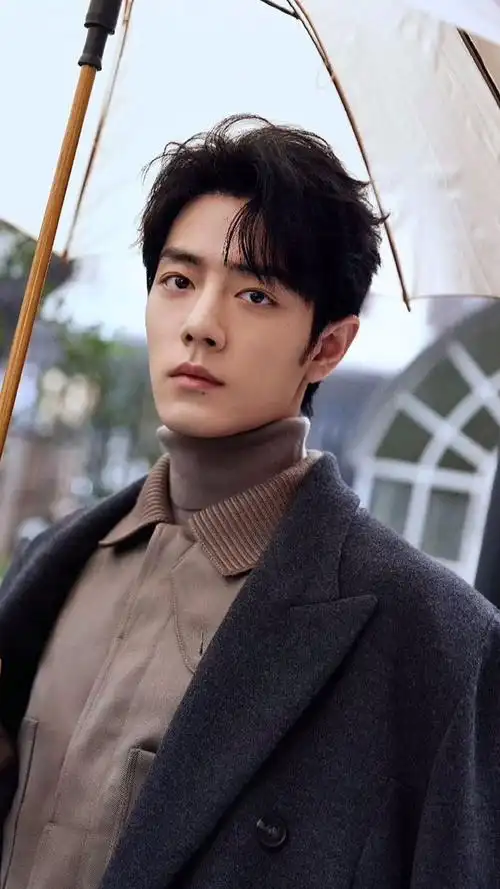 向着光奔跑,学会微笑,学会坚强.肖战顺顺利利,健健康康,越来越好!