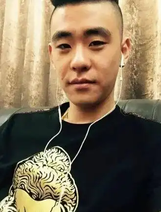 德云社张云雷跳桥自杀张云雷背景档案私照曝光