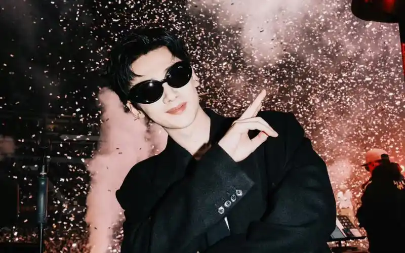 白敬亭 花花公子