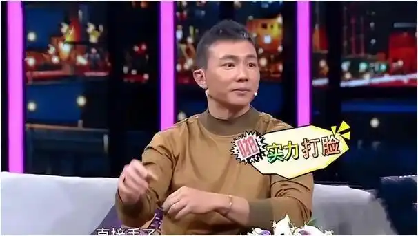 刘畊宏火了不忘爱妻强制起床跳操健身网友戏称老婆体能大考验