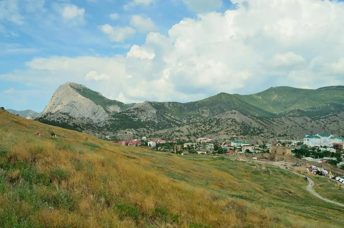 新疆大西沟中华福寿山景区:一步一景,探秘天山脚下的世外桃源!