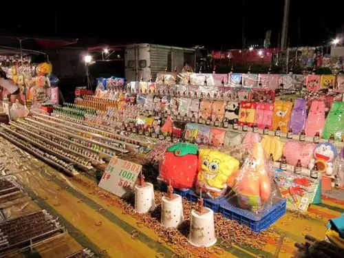 夜市传统套圈圈 摄影:旅游王摄影组