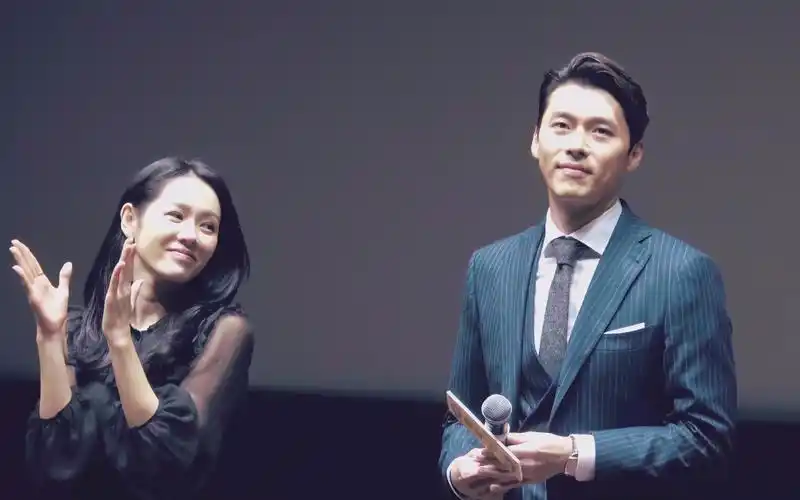 【4k】180924 玄彬孙艺珍协商舞台问候乐天电影院世界塔-amedeosecret